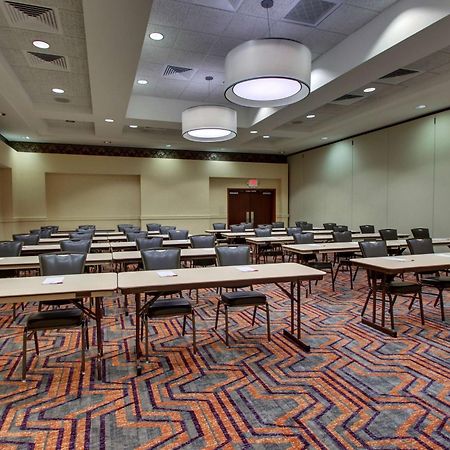 Drury Inn & Suites Findlay Bagian luar foto