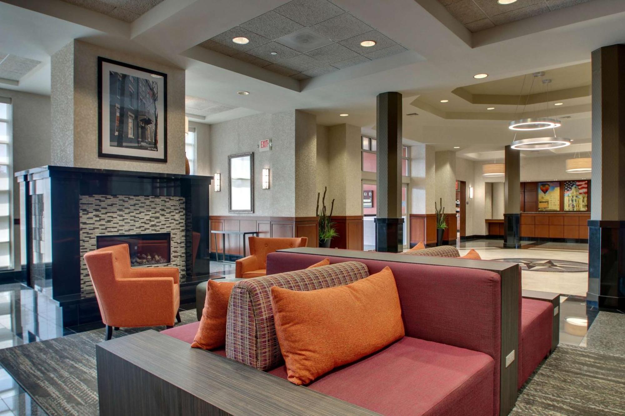 Drury Inn & Suites Findlay Bagian luar foto