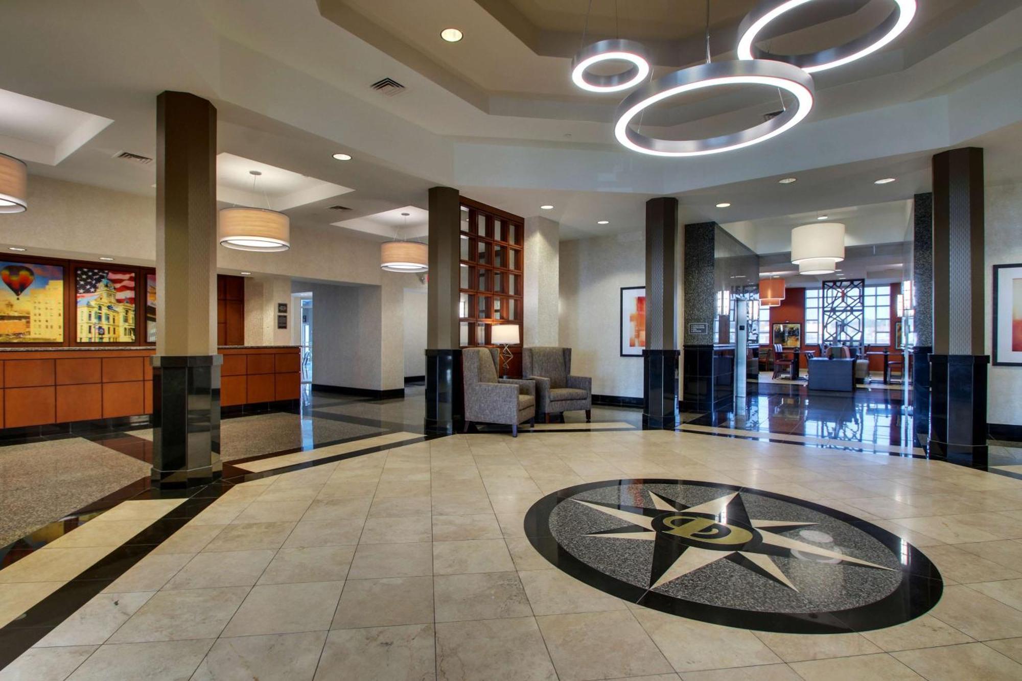 Drury Inn & Suites Findlay Bagian luar foto