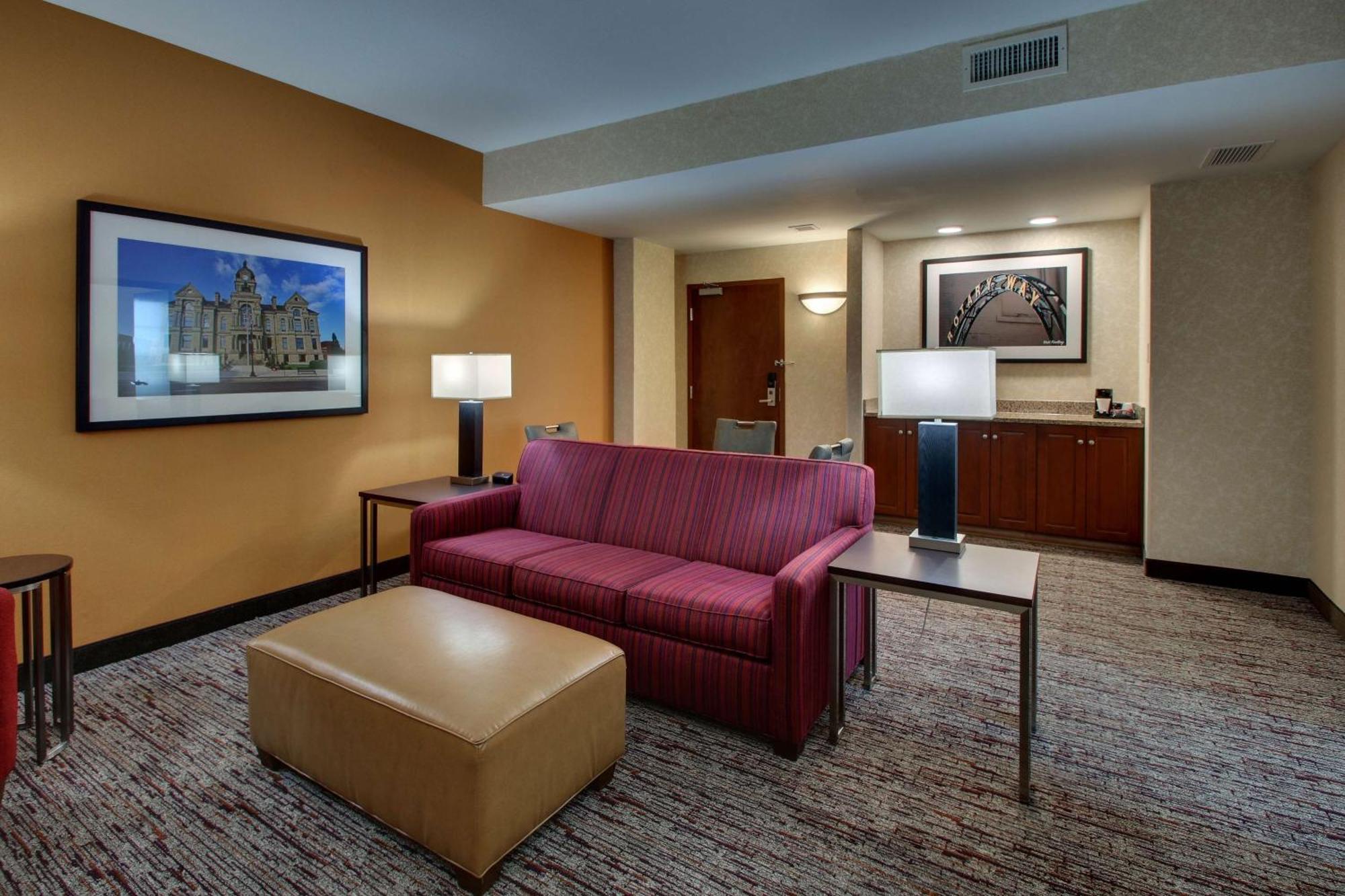 Drury Inn & Suites Findlay Bagian luar foto