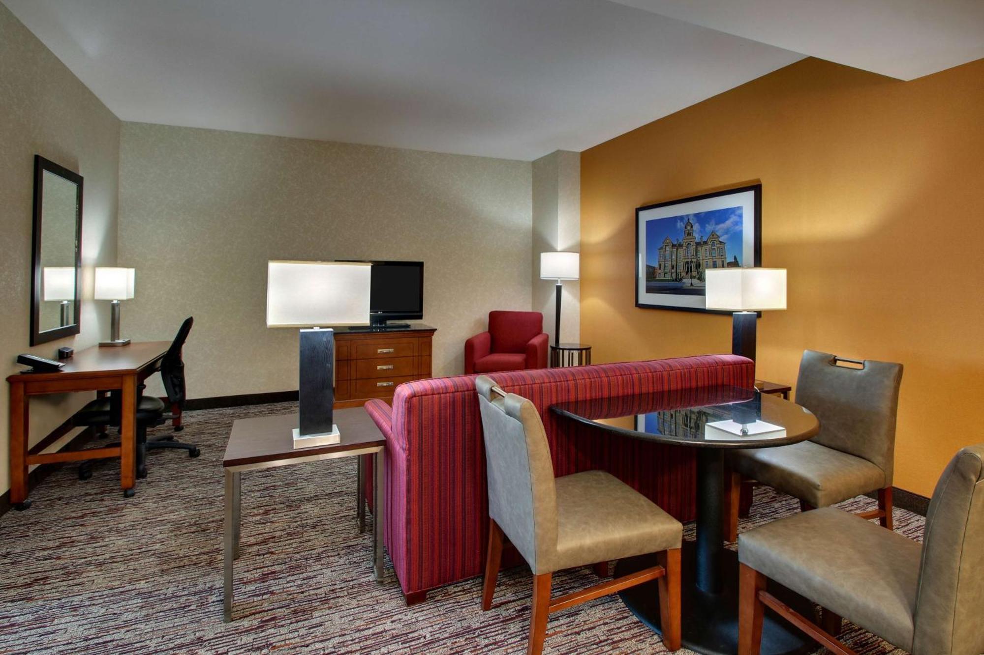 Drury Inn & Suites Findlay Bagian luar foto