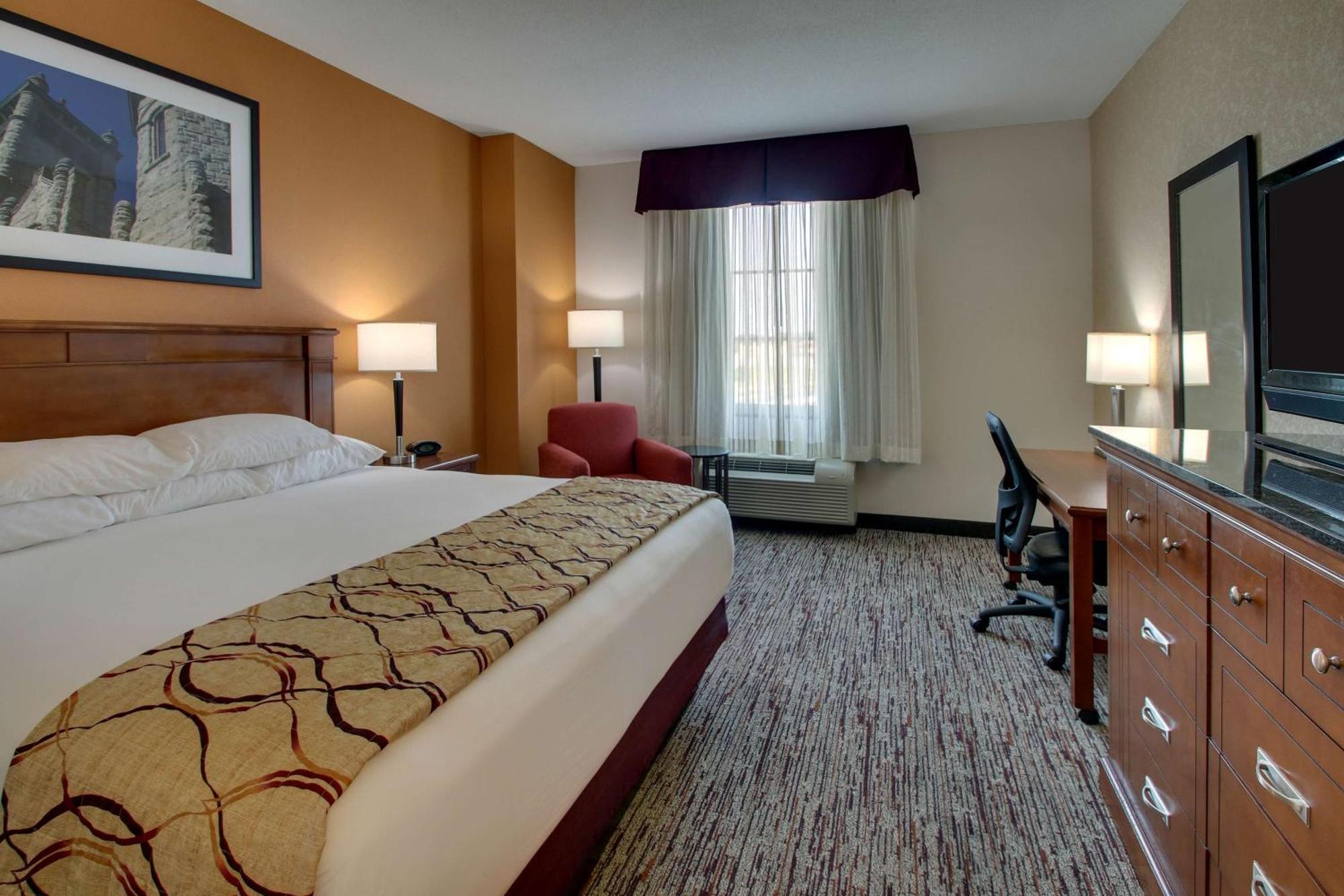 Drury Inn & Suites Findlay Bagian luar foto